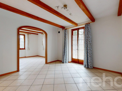 Immeuble locatif et 3 surfaces activités/stockage image 7