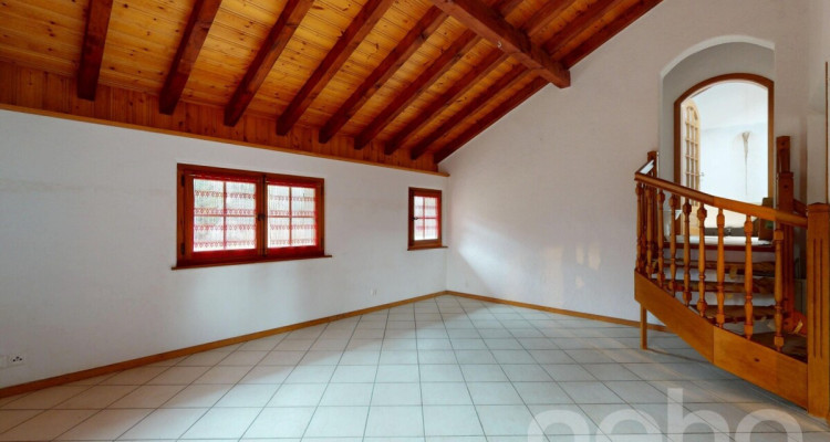 Immeuble locatif et 3 surfaces activités/stockage image 12