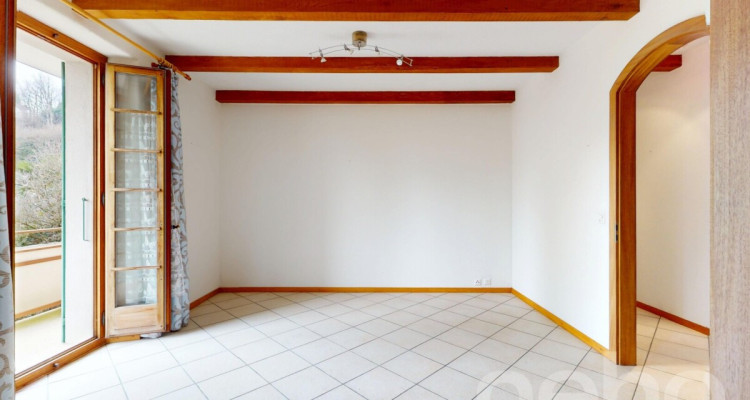 Immeuble locatif et 3 surfaces activités/stockage image 5