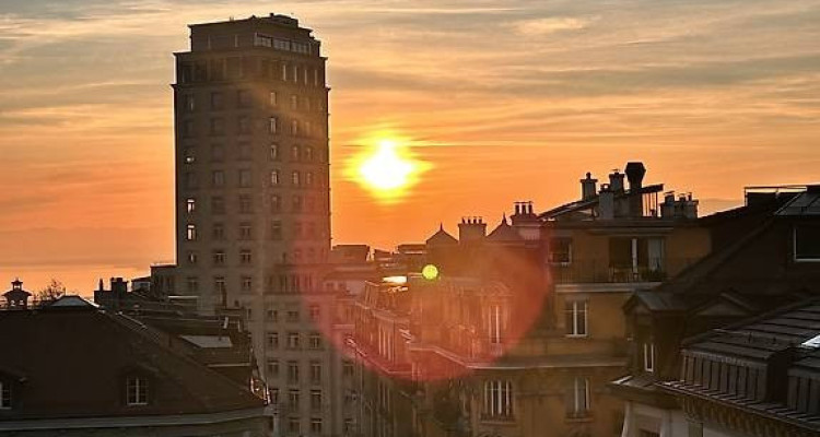 Reprise de bail – 2.5 pièces, Lausanne (Place St Laurent) pour 1er décembre 2 image 1