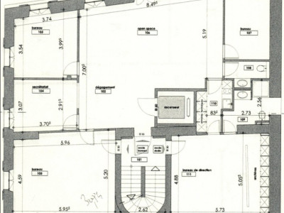 Offices for rent on the banks of the Rhône, in a character building image 14