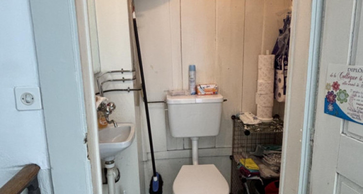 Surface commerciale centre-ville image 8