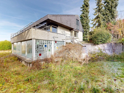 Villa mit Innenpool -  Wohntraum mit Weitsicht und Potenzial image 3