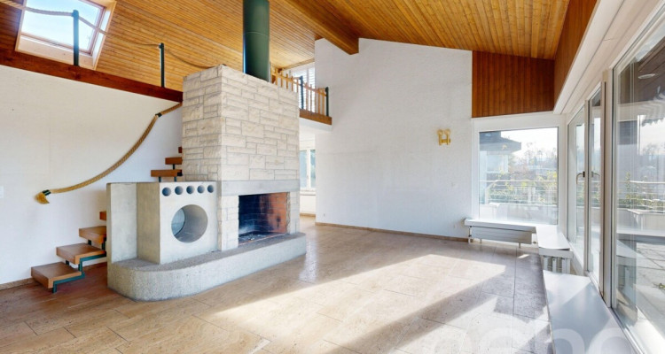 Villa mit Innenpool -  Wohntraum mit Weitsicht und Potenzial image 4