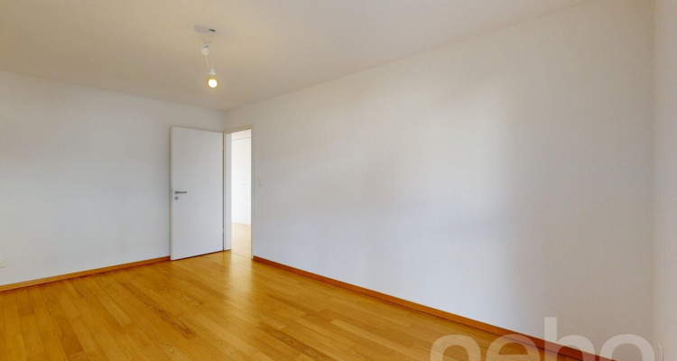 Bel appartement lumineux avec vue sur le lac ! image 8