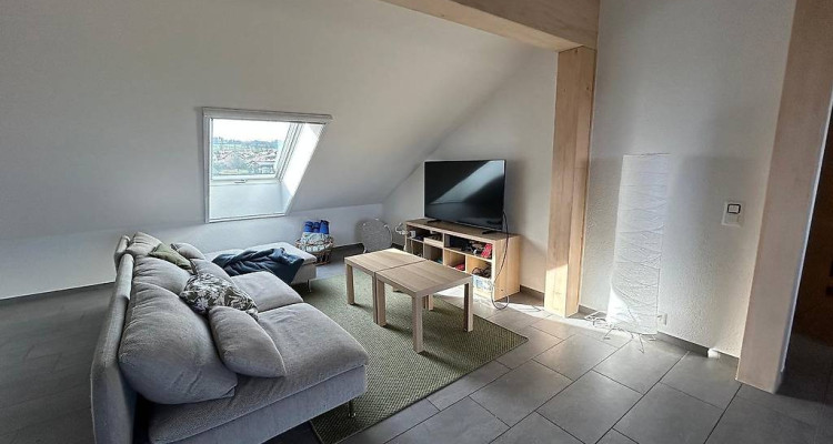 magnifique appartement de 3,5 pièces de 90 m² Essertines-sur-rolle image 1