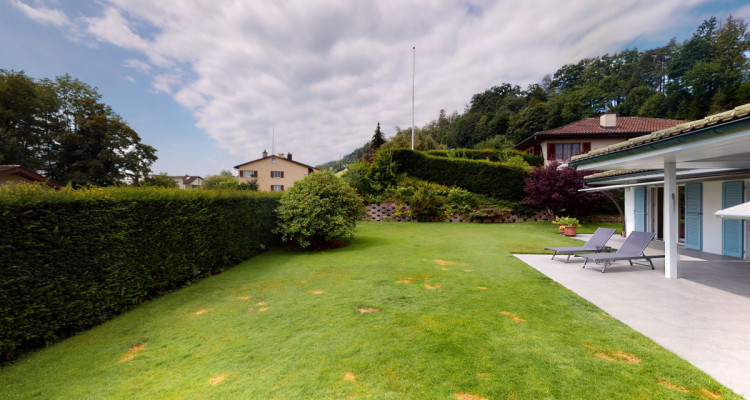 An bevorzugter Lage: Hochwertig renoviertes Anwesen im Landhausstil image 3