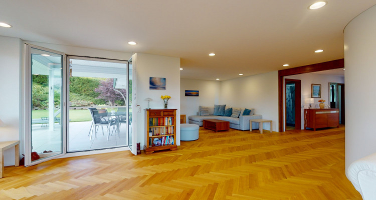 An bevorzugter Lage: Hochwertig renoviertes Anwesen im Landhausstil image 11