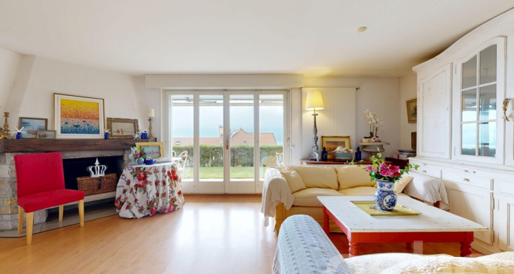 Vue panoramique et jardin privatif - un cadre de vie d?exception! image 5