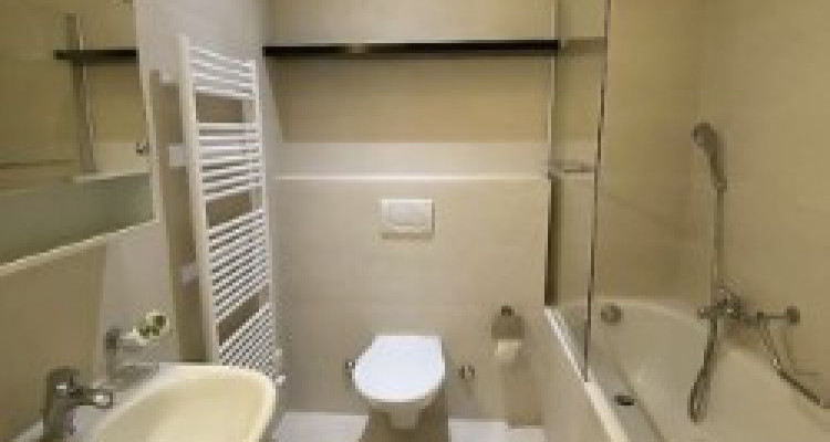 Nous vous proposons un 2 pièces à la Servette image 5