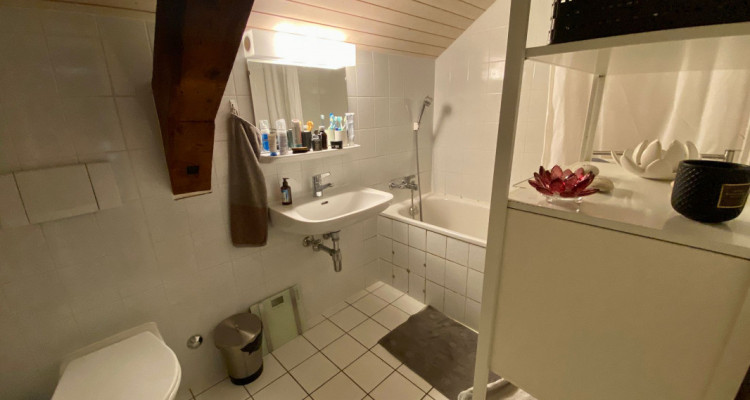 Exclusivité - Magnifique 5 Pièces Lumineux aux Grottes - Cession de Bail Début 2 image 5