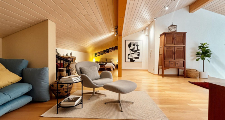 Charmant appartement 6 pièces de 175 m² en attique image 3