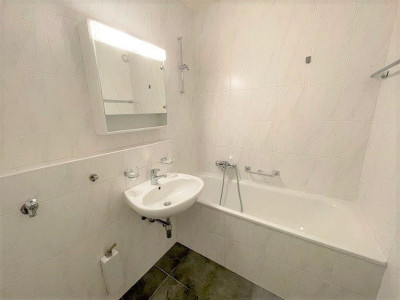 3 pièces avec balcon à Châtelaine image 4