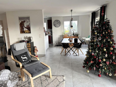 Charmante villa jumelle de 5.5 pièces image 4