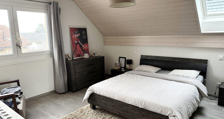 Charmante villa jumelle de 5.5 pièces image 6