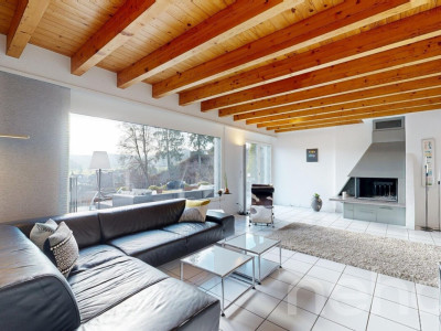 Helle 5.5-Zimmer-Doppelhaushälfte an erhöhter Lage mit Weitblick image 2