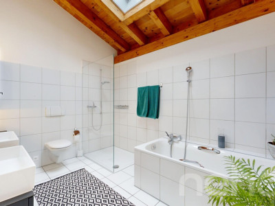 Helle 5.5-Zimmer-Doppelhaushälfte an erhöhter Lage mit Weitblick image 8