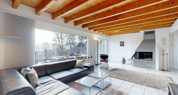 Helle 5.5-Zimmer-Doppelhaushälfte an erhöhter Lage mit Weitblick image 2