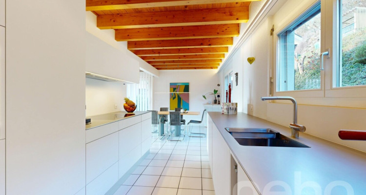 Helle 5.5-Zimmer-Doppelhaushälfte an erhöhter Lage mit Weitblick image 5