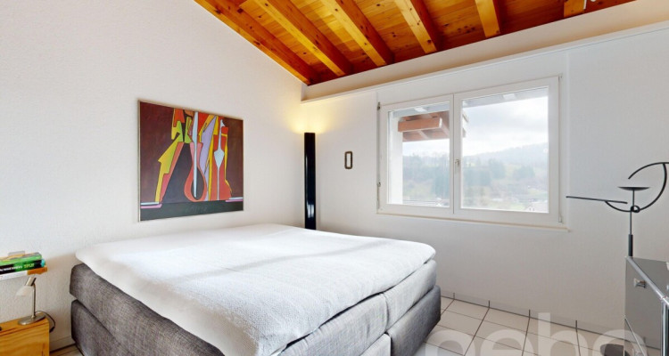 Helle 5.5-Zimmer-Doppelhaushälfte an erhöhter Lage mit Weitblick image 7