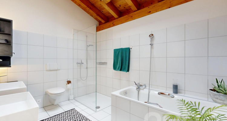 Helle 5.5-Zimmer-Doppelhaushälfte an erhöhter Lage mit Weitblick image 8