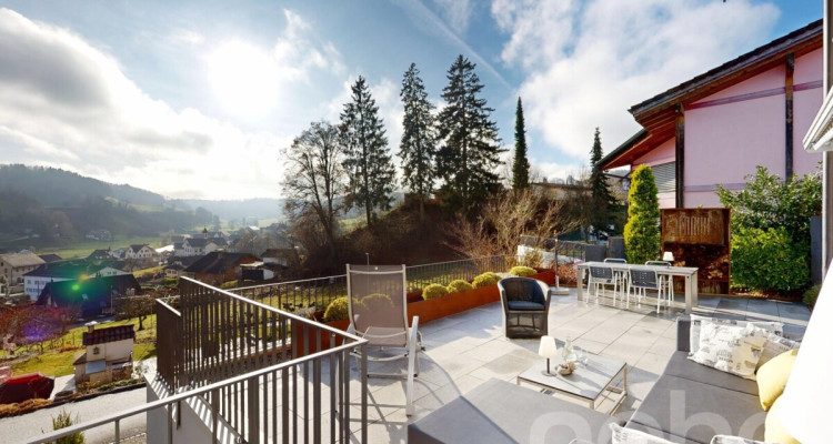 Helle 5.5-Zimmer-Doppelhaushälfte an erhöhter Lage mit Weitblick image 12