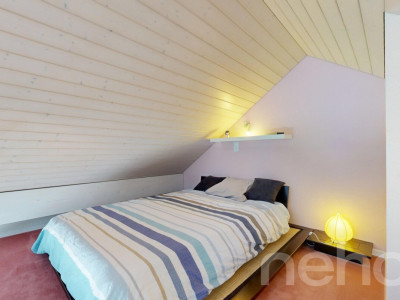 Attique mansardé 5.5 pièces à Arnex-sur-Nyon, charme et calme image 10