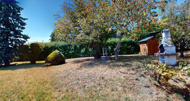 Charmante maison, vue sur la campagne et fort potentiel image 3