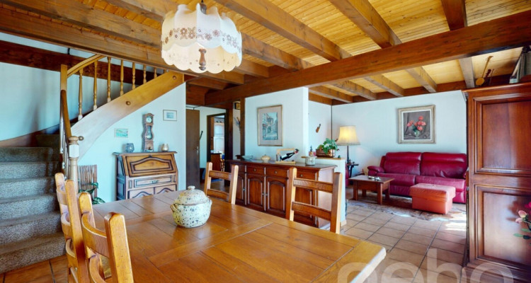 Charmante maison, vue sur la campagne et fort potentiel image 5