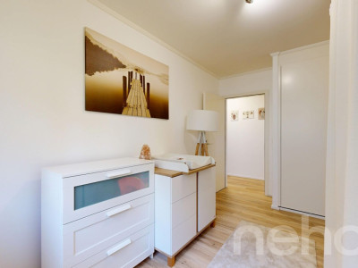 Superbe 4.5 pièces entièrement rénové avec vue lac, parking et cave image 10