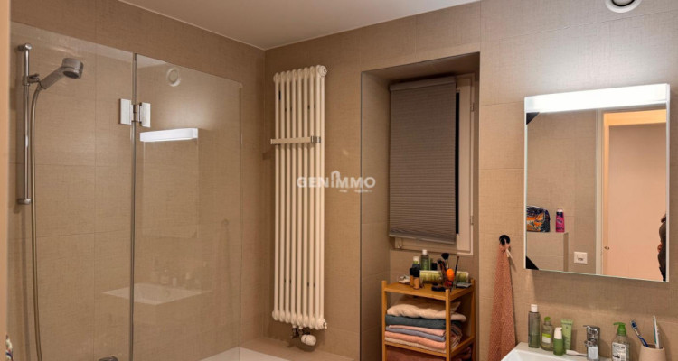 4 Pièces avec cachet - Genève Vieille-Ville image 2