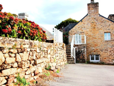 PROPRIÉTÉ PIEDS DANS LEAU AVEC MANOIR, CHAUMIÈRE, LONGÈRE DE 2 LOGEMENTS  image 7