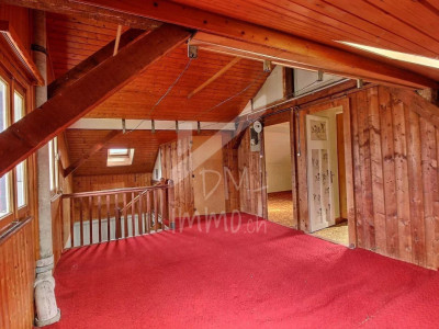 Emplacement recherché pour ce chalet à rénover, agrandissement possible image 1