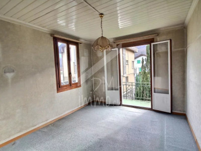 Emplacement recherché pour ce chalet à rénover, agrandissement possible image 3