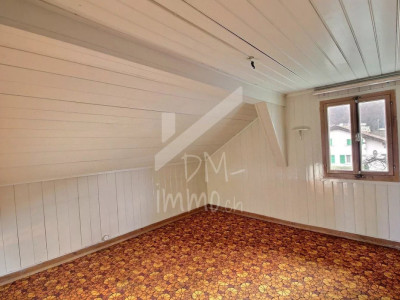 Emplacement recherché pour ce chalet à rénover, agrandissement possible image 5