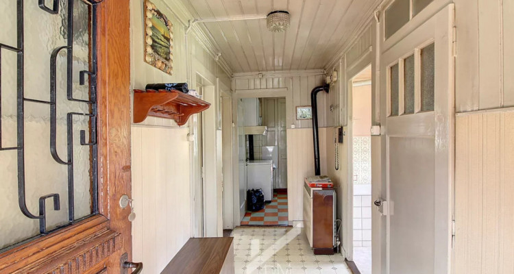 Emplacement recherché pour ce chalet à rénover, agrandissement possible image 8