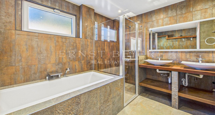 Exceptional residence with landscaped garden and panoramic views of Lake Geneva image 10