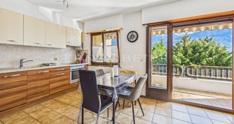 Appartement lumineux de 3.5 pièces au coeur de Vétroz image 3