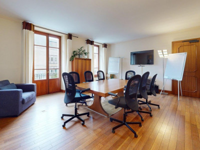 GENEVE - BUREAUX A LOUER DANS UN IMMEUBLE DE CARACTERE image 3