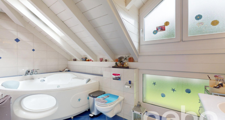 Lichtdurchfluteter Wohnkomfort mit Wintergarten und Weitsicht image 8