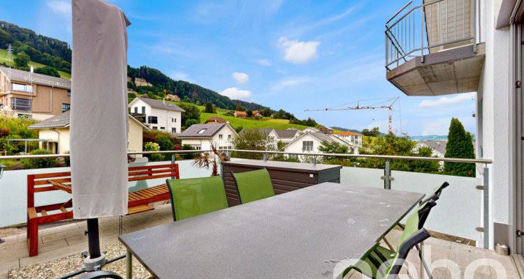 Lichtdurchfluteter Wohnkomfort mit Wintergarten und Weitsicht image 11