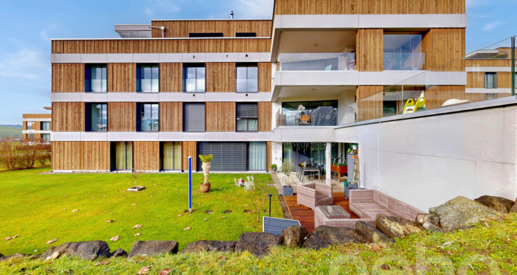 Moderne 4½-Zimmerwohnung mit grosser Loggia und Alpenblick image 1