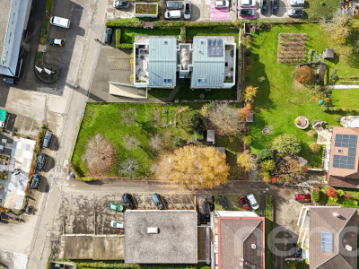 TERRAIN RARE, CADRE IDYLLIQUE ET EXPOSITION PLEIN SUD image 1