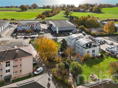 TERRAIN RARE, CADRE IDYLLIQUE ET EXPOSITION PLEIN SUD image 4