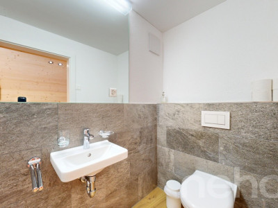 2.5 Zimmer Dachwohnung im Chalet Waldhaus in Braunwald image 8