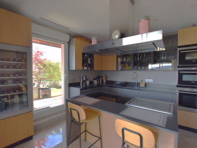 EXCEPTIONAL LIGHTFUL ATTIC - WONDERFUL VIEW  FROM THE MONT-BLANC TO THE JURA image 7