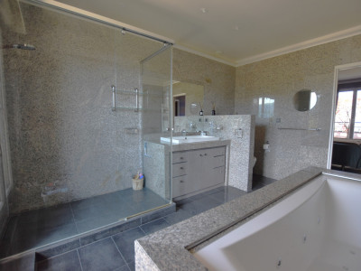 EXCEPTIONAL LIGHTFUL ATTIC - WONDERFUL VIEW  FROM THE MONT-BLANC TO THE JURA image 9