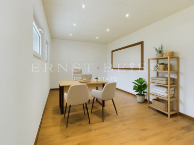 Arcade commerciale avec vitrines image 3