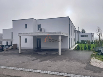 Appartement moderne avec terrasse et jardin privatif image 1