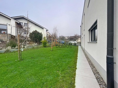 Appartement moderne avec terrasse et jardin privatif image 5